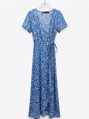 Blue Floral Tie-Waist Maxi Dress